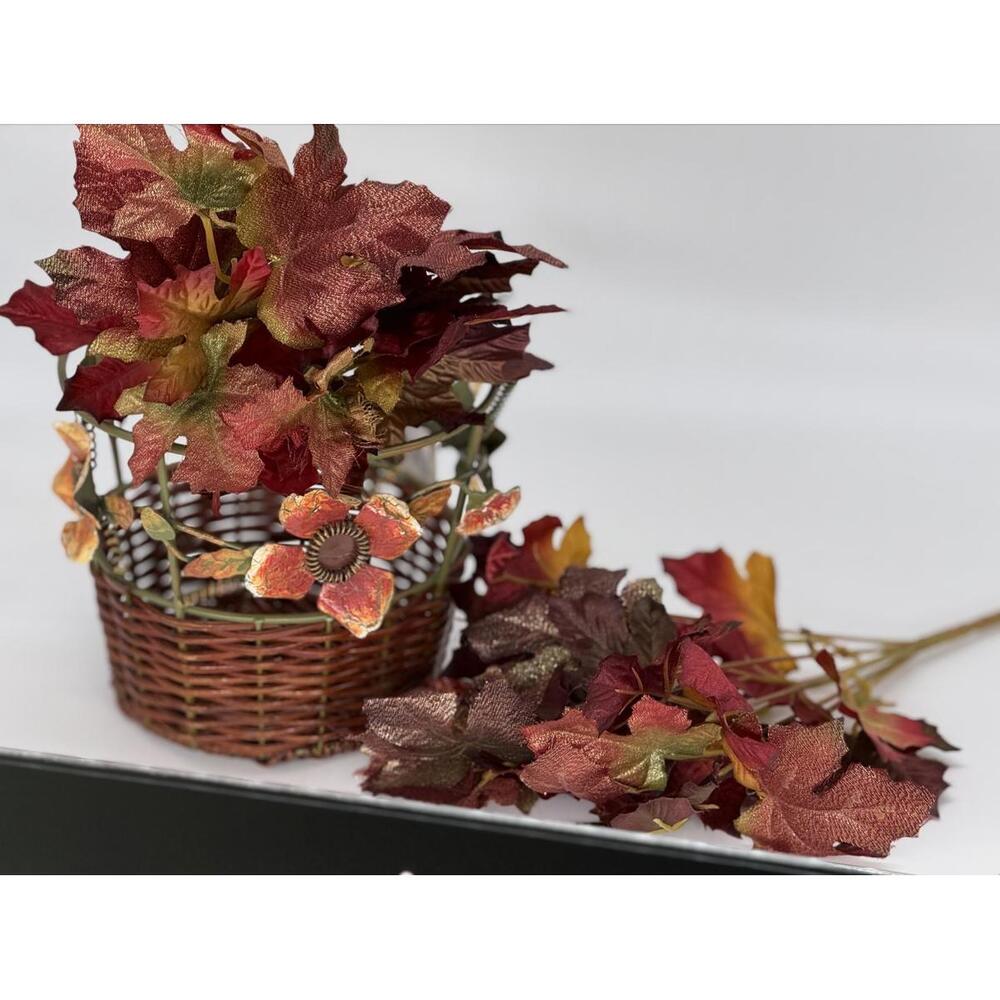 Autumn Basket with Glitter Maple Leaves Décor